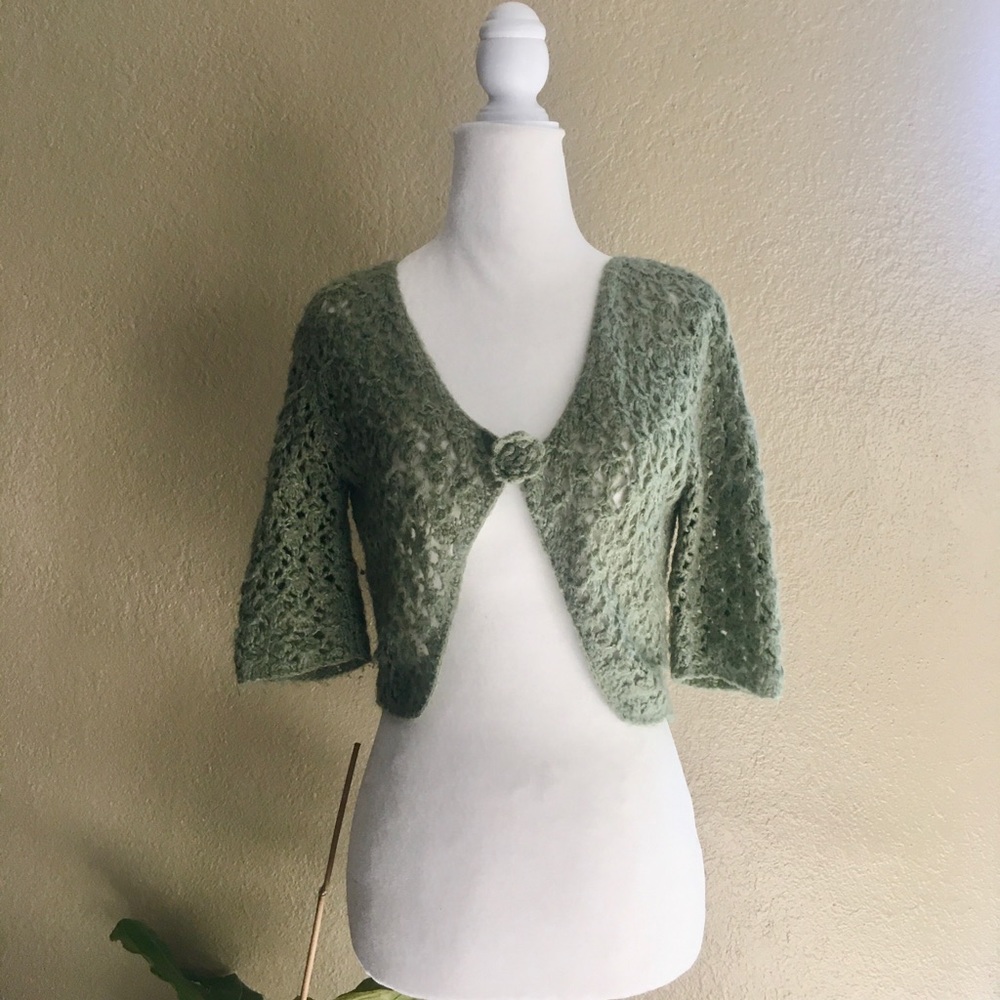 Twenty One pale olive green bolero crochet sweater